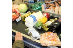 Image Food products at checkout.